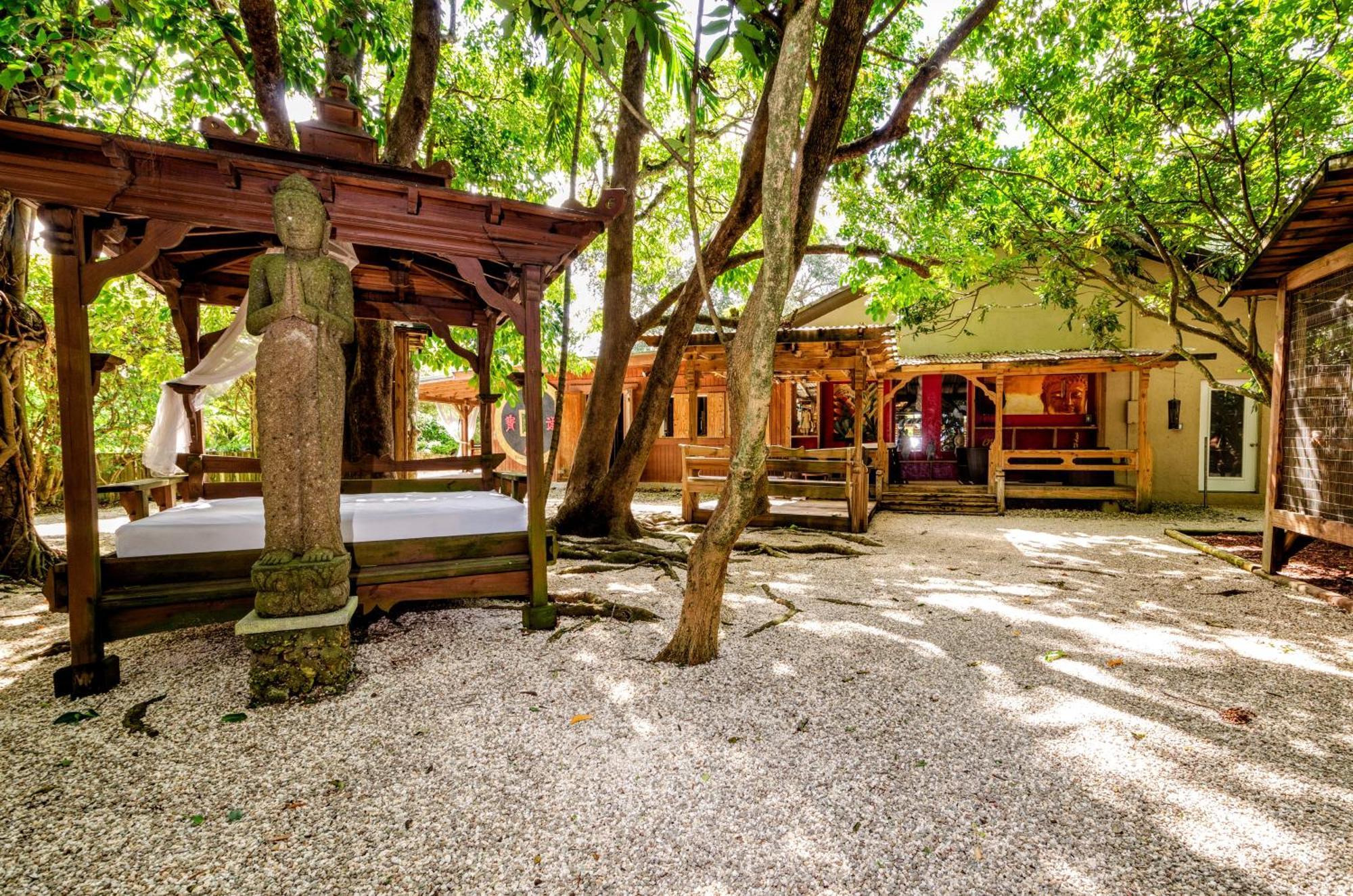 Exclusive Lake Tiny House In Beautiful Japanese Garden Homestead Exterior photo